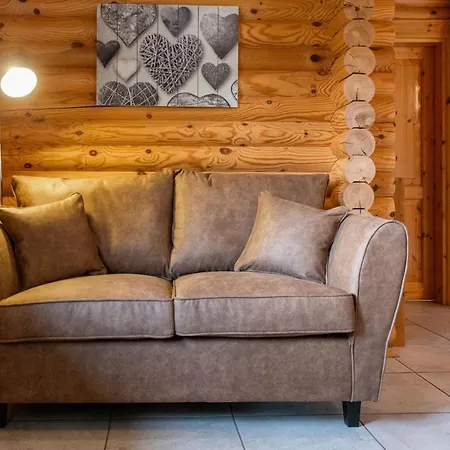 Quail - Nordic Log Holiday home *